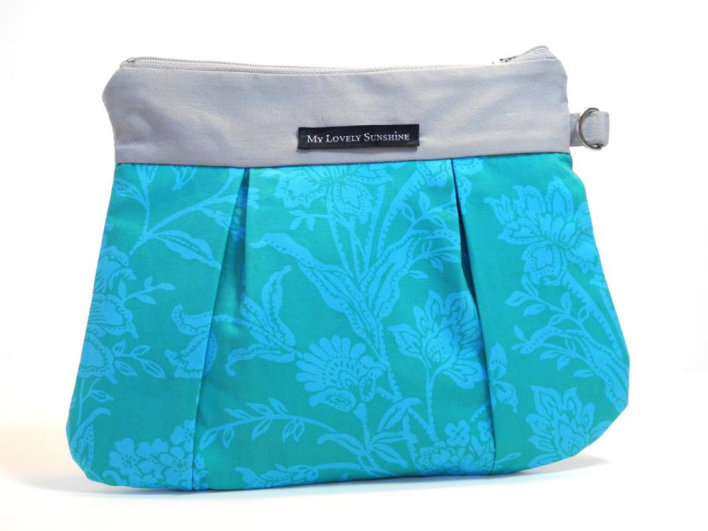 Wristlet / Clutch / Purse / Bag - Bliss in Turquoise